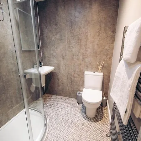 Meadow View Near Settle. Short Walk To Food Pub *