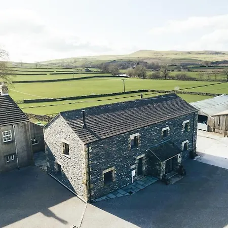 Meadow View Near Settle. Short Walk To Food Pub * Settle