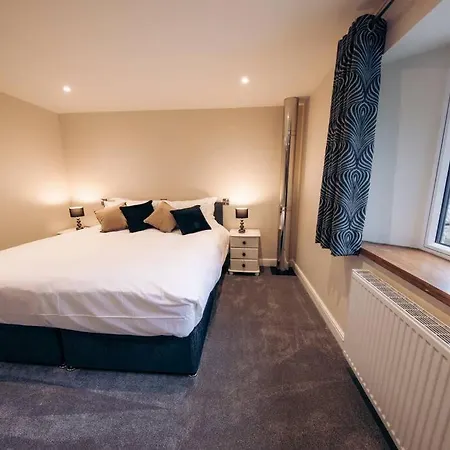 Meadow View Near Settle. Short Walk To Food Pub Settle